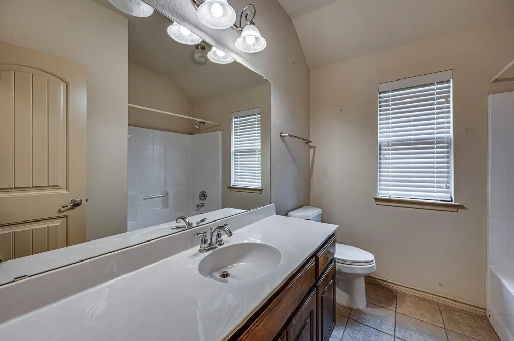 1114 Walter Stephenson Road Midlothian, TX 76065