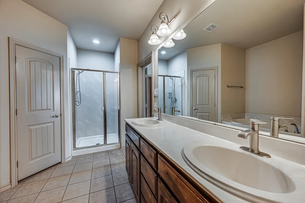 1114 Walter Stephenson Road Midlothian, TX 76065