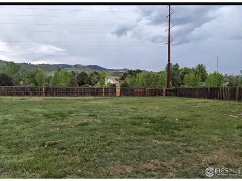1564 S Overland Trail