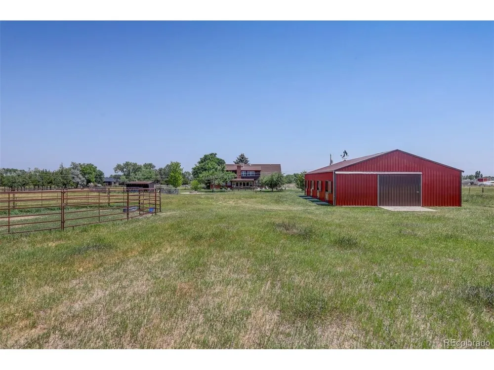 2316 Horseshoe Cir Longmont, CO 80504