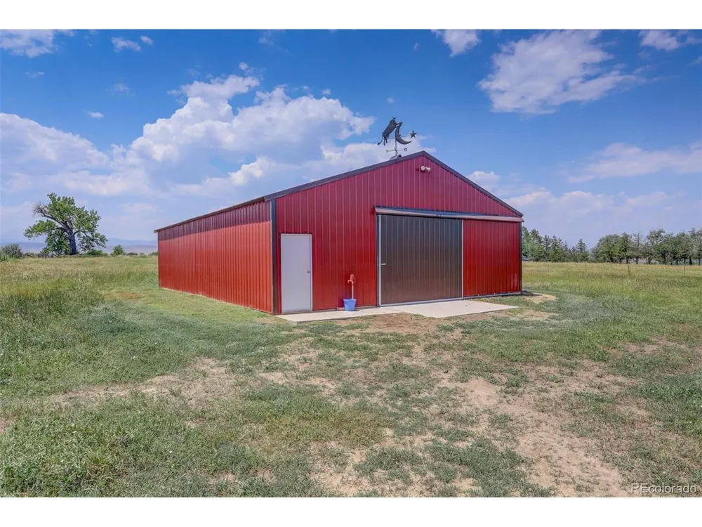 2316 Horseshoe Cir Longmont, CO 80504