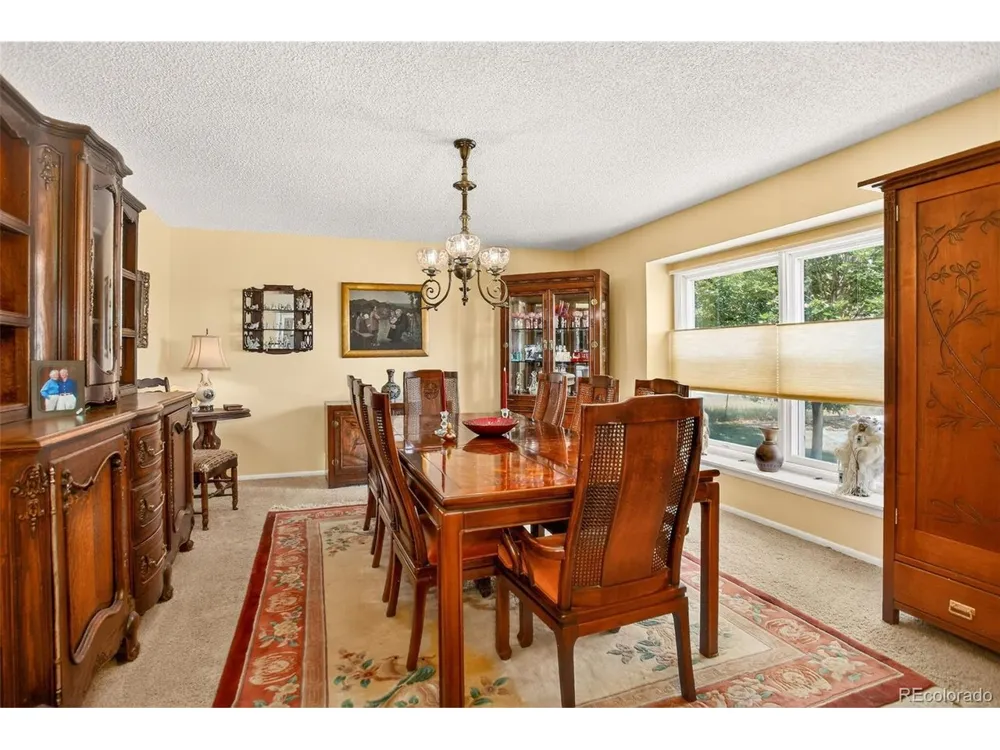 2316 Horseshoe Cir Longmont, CO 80504