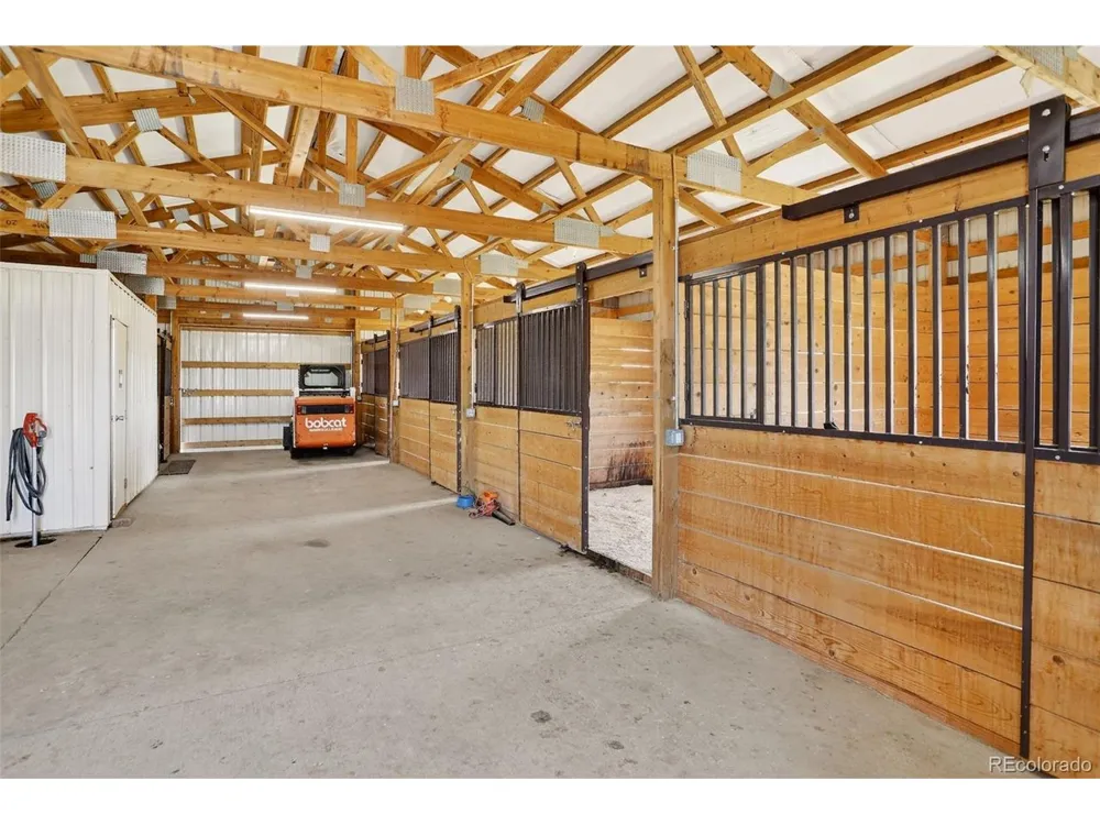 2316 Horseshoe Cir Longmont, CO 80504