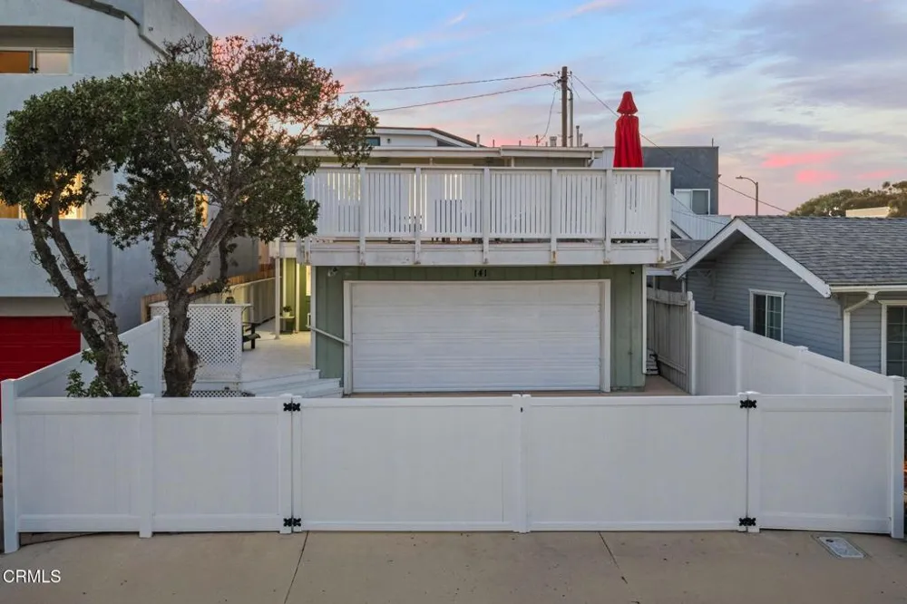 141 Glendale Avenue Oxnard, CA 93035