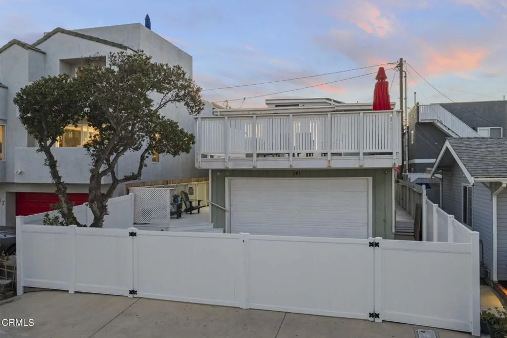 141 Glendale Avenue Oxnard, CA 93035