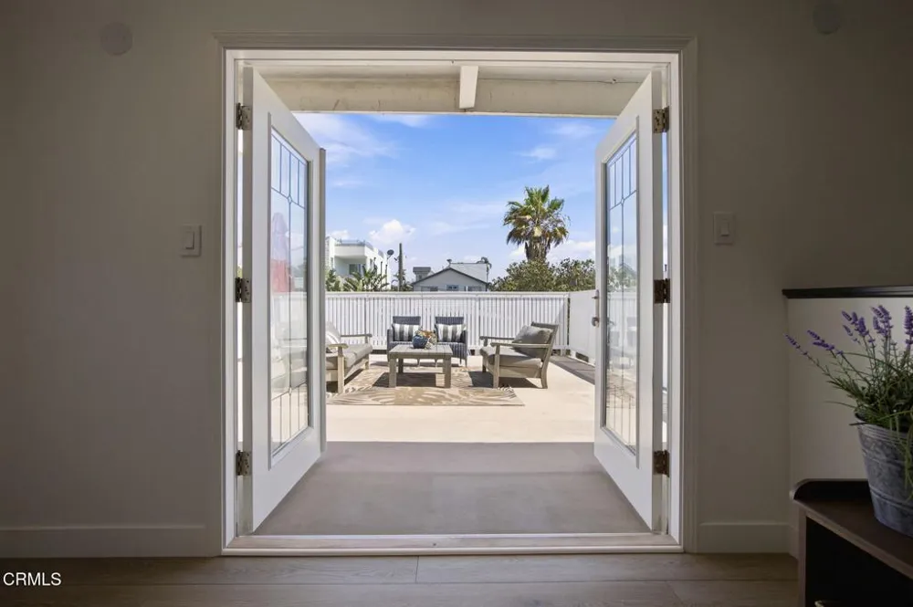 141 Glendale Avenue Oxnard, CA 93035