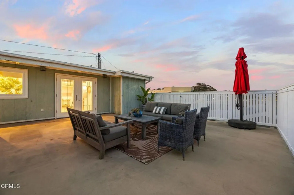 141 Glendale Avenue Oxnard, CA 93035