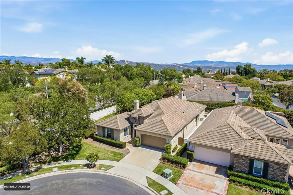2 Corte Rivera San Clemente, CA 92673