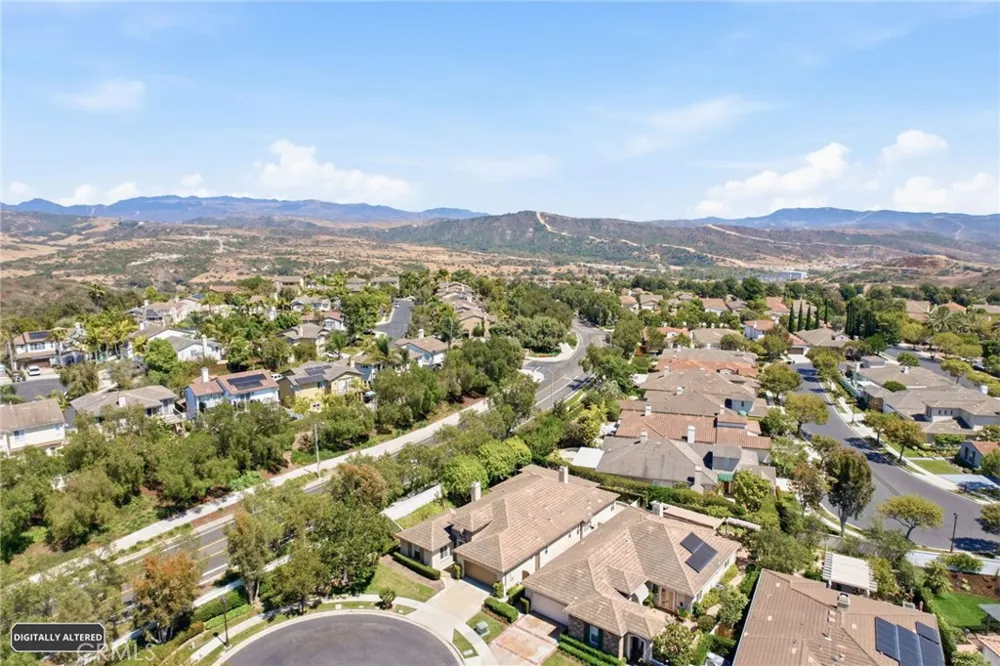 2 Corte Rivera San Clemente, CA 92673
