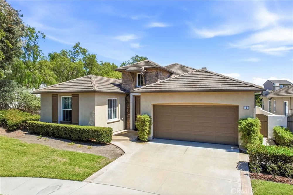 2 Corte Rivera San Clemente, CA 92673