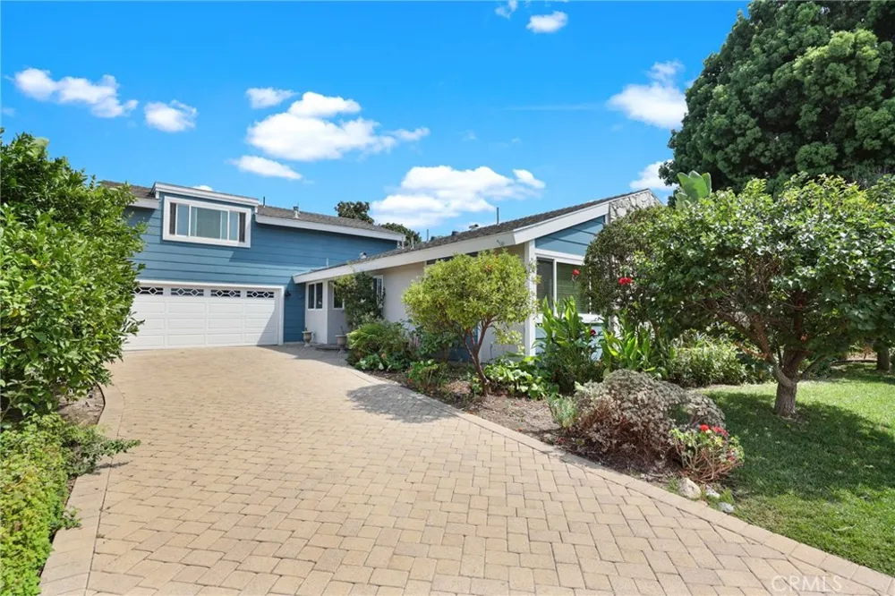 13142 Laburnum Drive Tustin, CA 92780