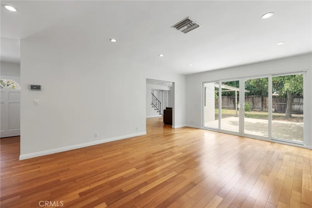 13142 Laburnum Drive Tustin, CA 92780