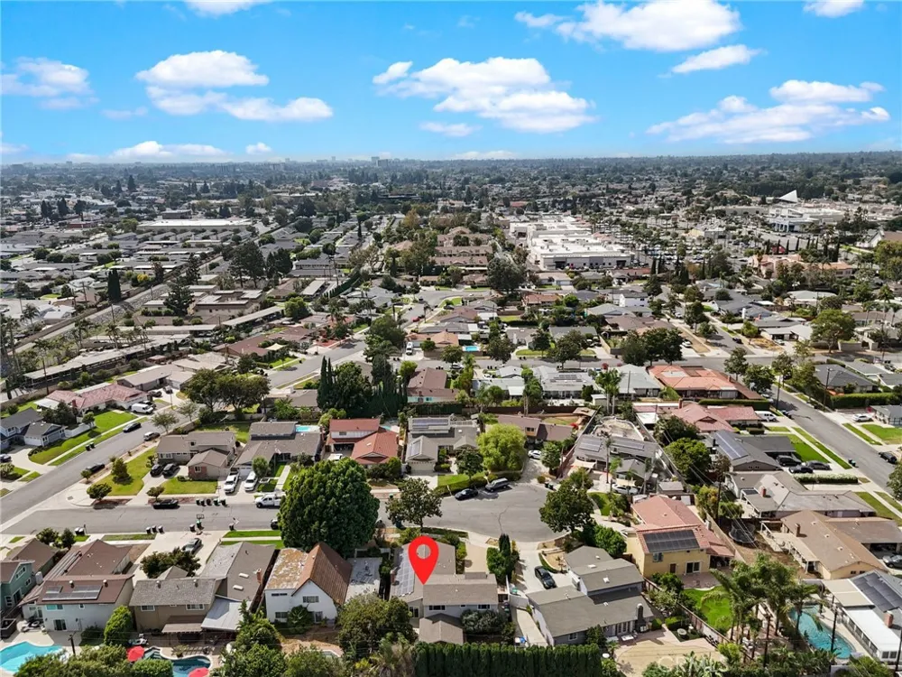 13142 Laburnum Drive Tustin, CA 92780
