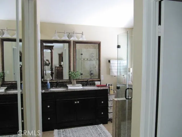687 Pointe Vista Corona, CA 92881