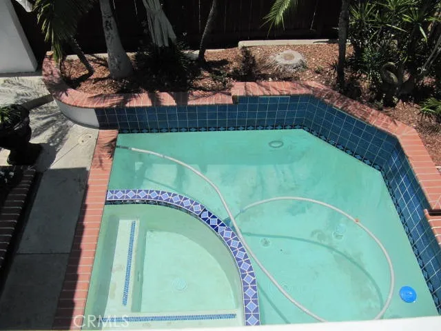 687 Pointe Vista Corona, CA 92881