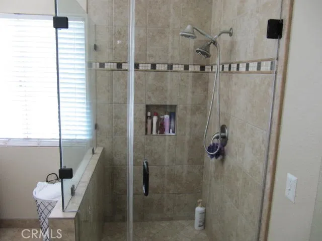 687 Pointe Vista Corona, CA 92881
