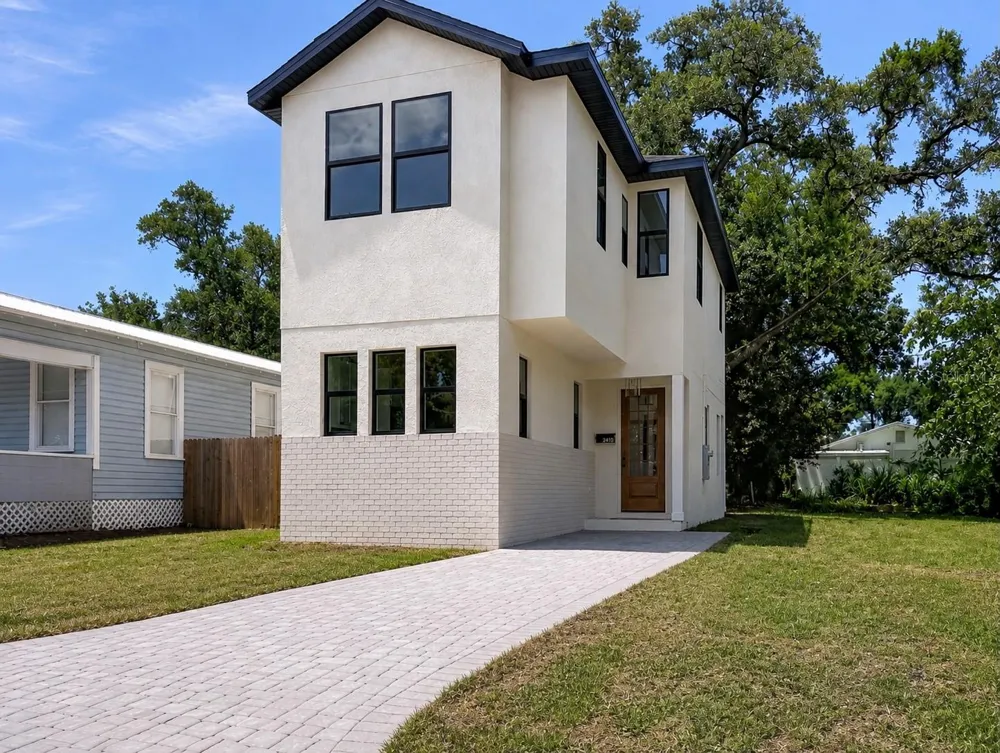 2410 E 20TH AVENUE Tampa, FL 33605