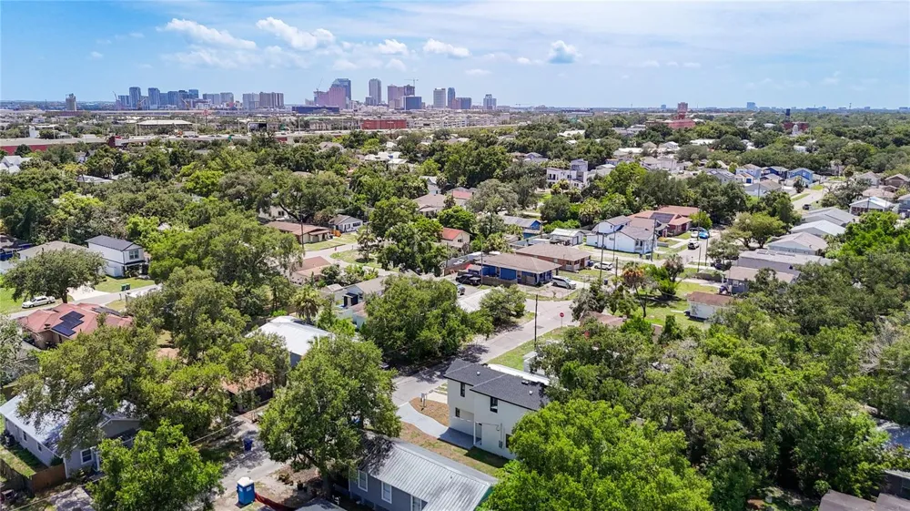 2410 E 20TH AVENUE Tampa, FL 33605
