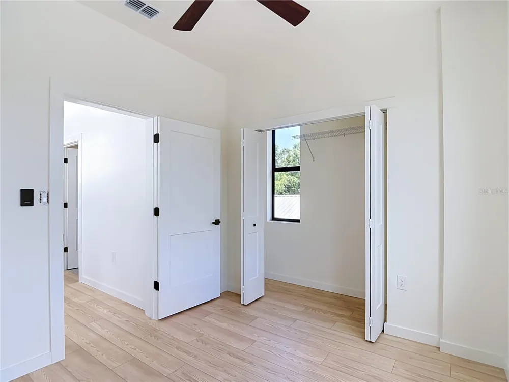 2410 E 20TH AVENUE Tampa, FL 33605
