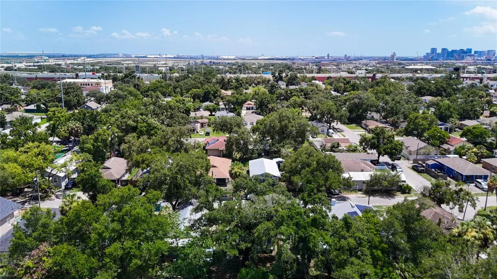 2410 E 20TH AVENUE Tampa, FL 33605