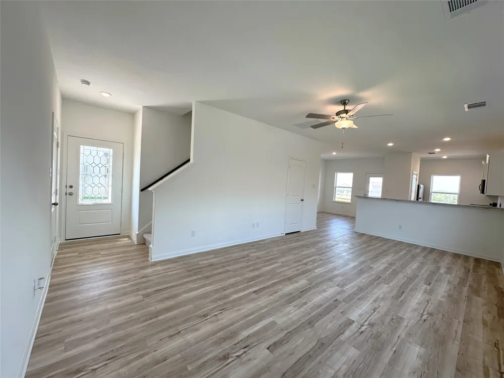 117 Paradise Canyon Drive Jarrell, TX 76537