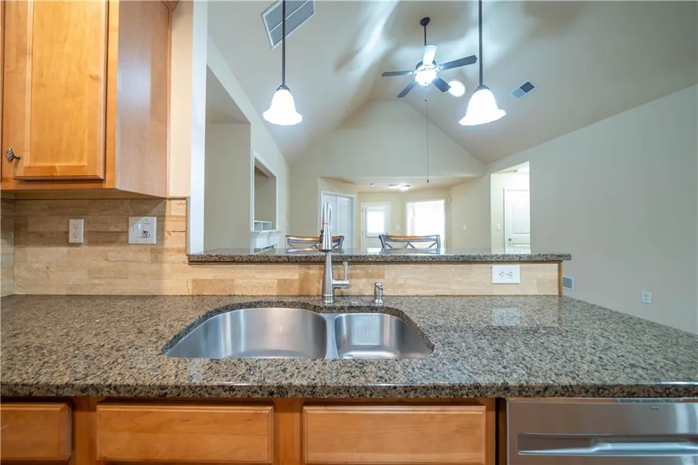 18 Mary Lane NE White, GA 30184