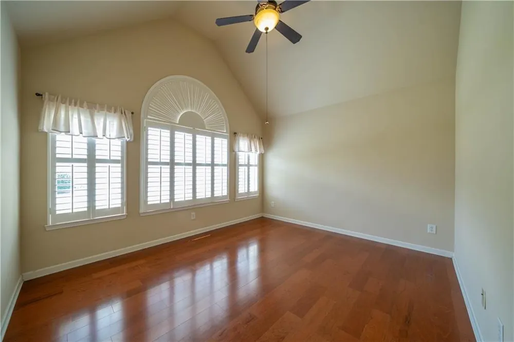 18 Mary Lane NE White, GA 30184