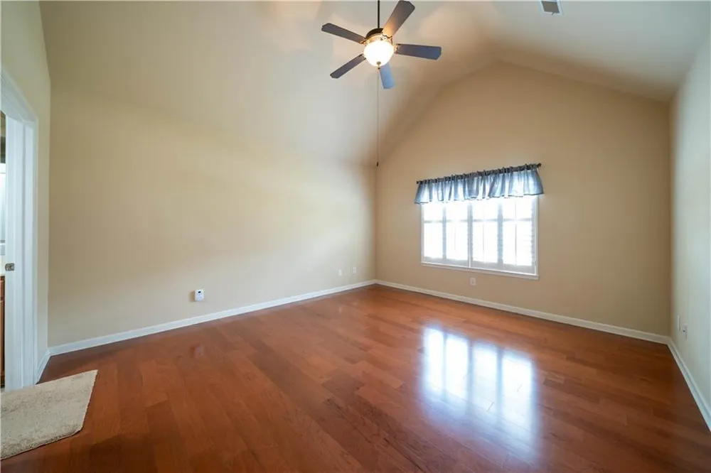18 Mary Lane NE White, GA 30184