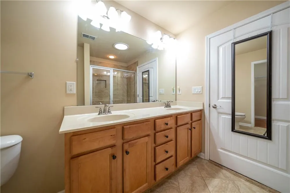 18 Mary Lane NE White, GA 30184