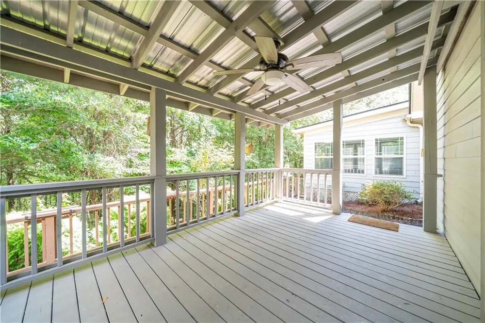18 Mary Lane NE White, GA 30184
