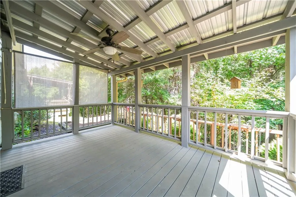 18 Mary Lane NE White, GA 30184
