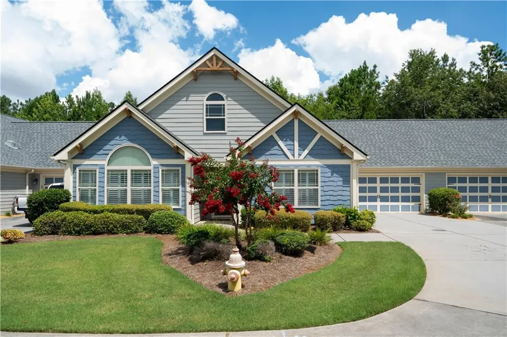 18 Mary Lane NE White, GA 30184