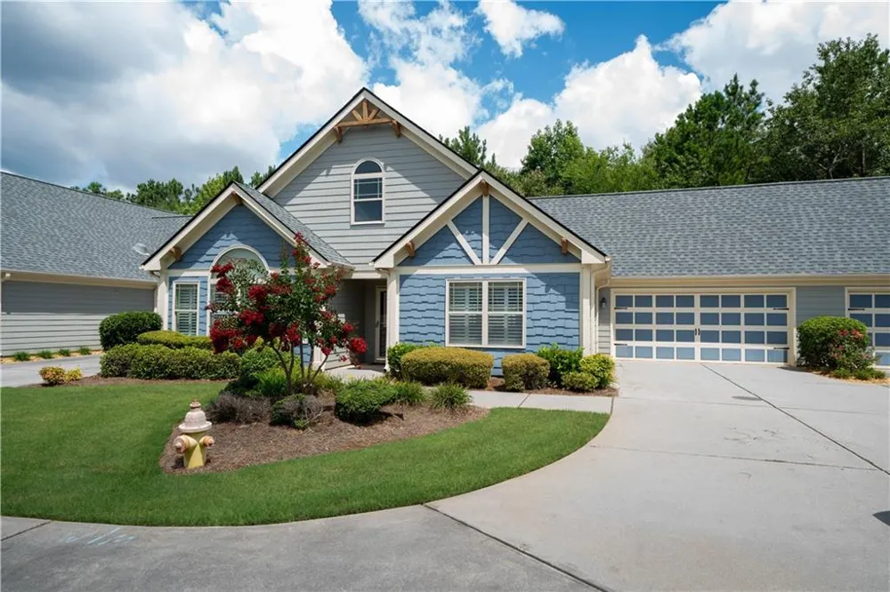 18 Mary Lane NE White, GA 30184