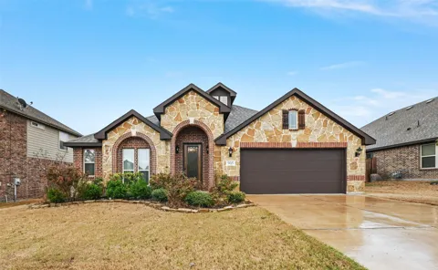 905 Foxtail Drive