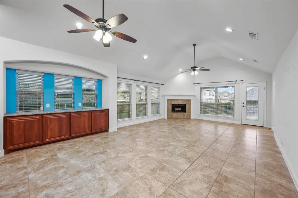 905 Foxtail Drive Mansfield, TX 76063