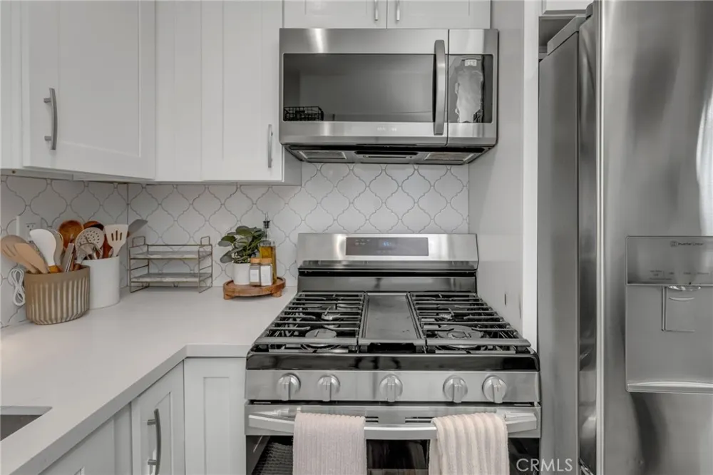 1247 Neptune Avenue Wilmington, CA 90744