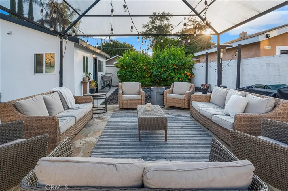 1247 Neptune Avenue Wilmington, CA 90744