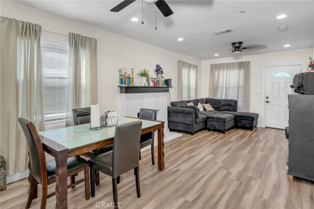 1247 Neptune Avenue Wilmington, CA 90744