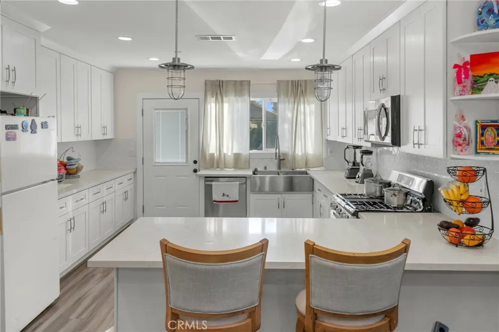 1247 Neptune Avenue Wilmington, CA 90744