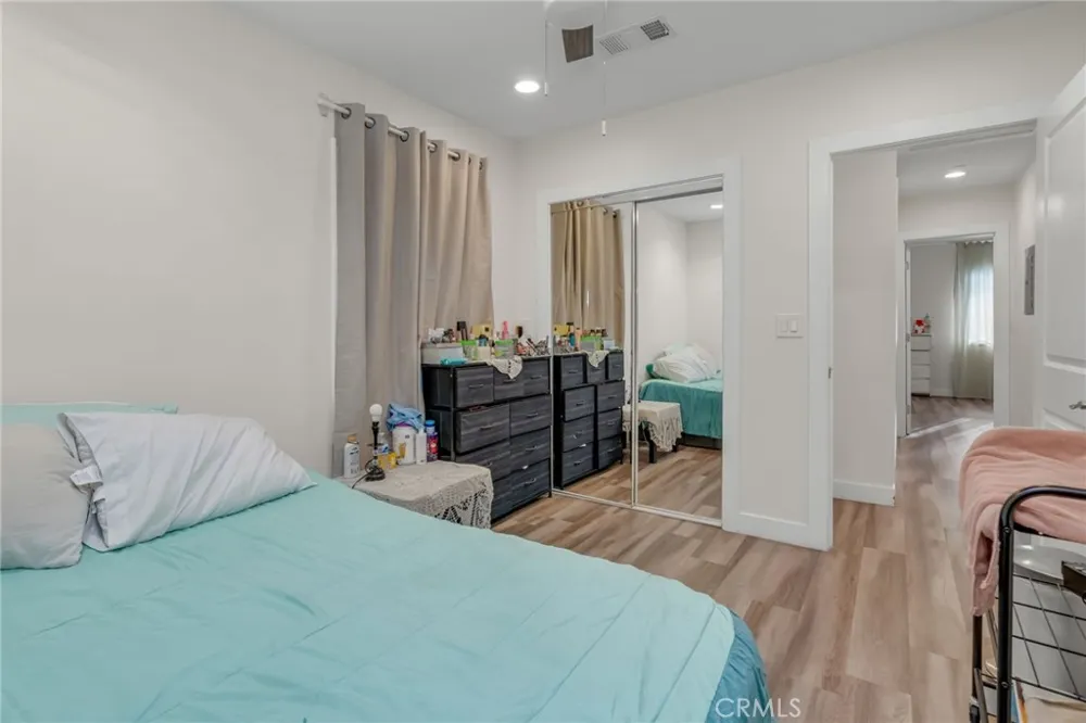 1247 Neptune Avenue Wilmington, CA 90744