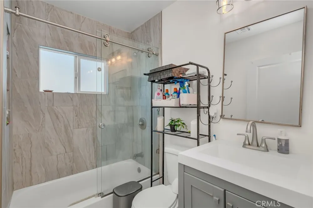 1247 Neptune Avenue Wilmington, CA 90744