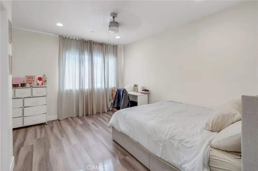 1247 Neptune Avenue Wilmington, CA 90744