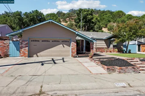 5456 Degnan Dr