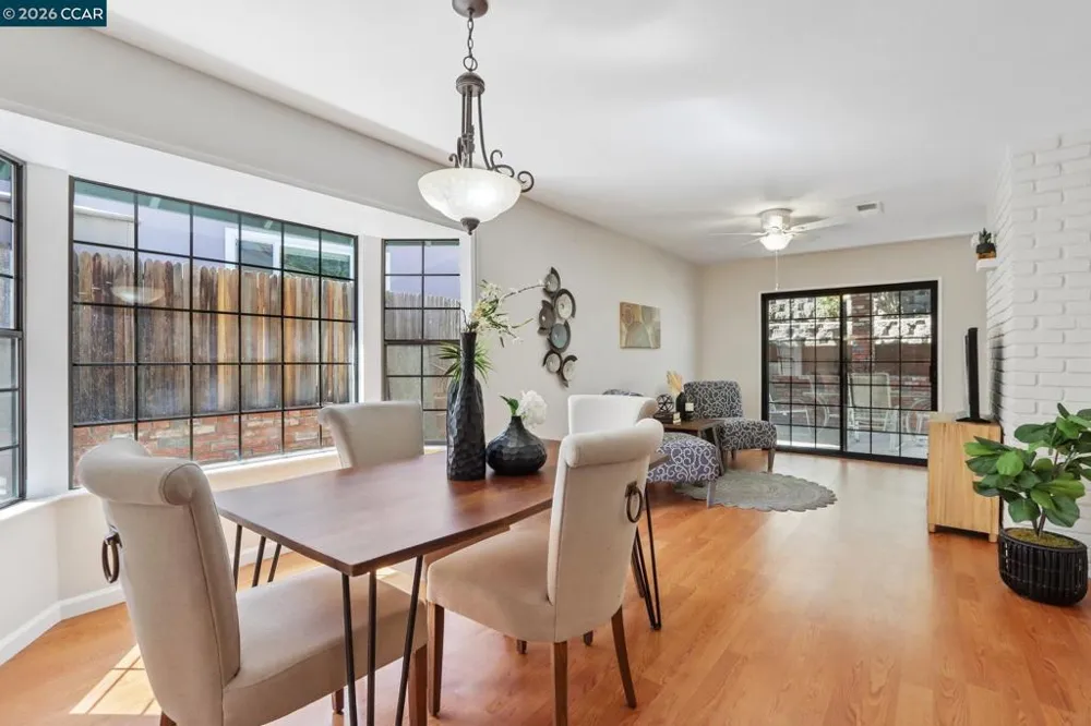 5456 Degnan Dr Martinez, CA 94553