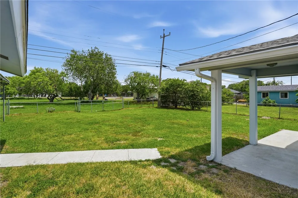 464 Sunset Drive Ingleside, TX 78362