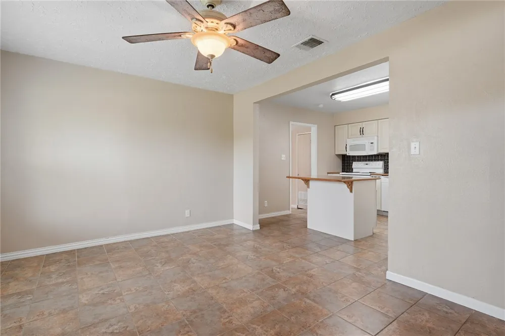 464 Sunset Drive Ingleside, TX 78362