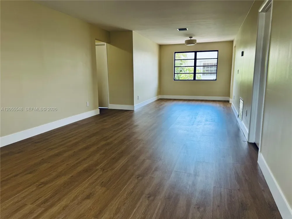 19360 SW 103rd Ct #A Cutler Bay, FL 33157