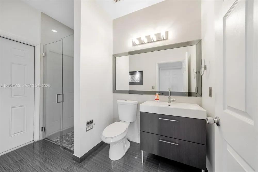 850 NW 168th Ave Pembroke Pines, FL 33028