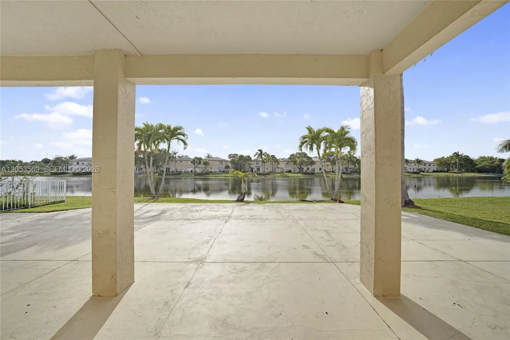 850 NW 168th Ave Pembroke Pines, FL 33028