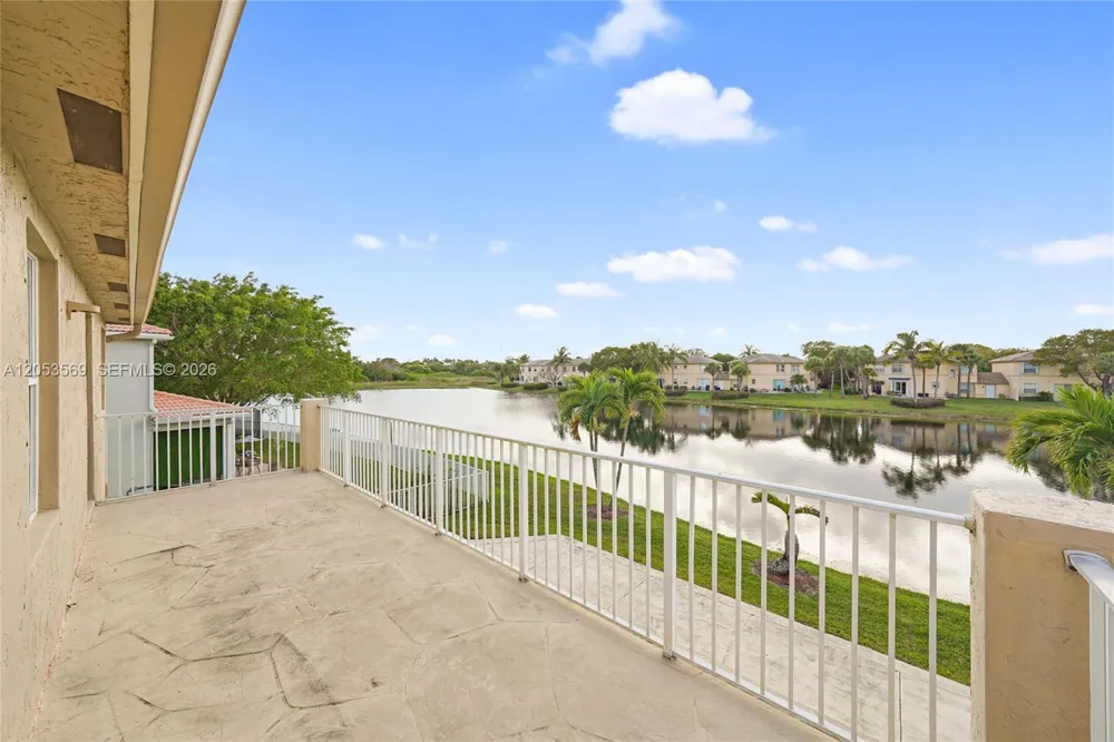 850 NW 168th Ave Pembroke Pines, FL 33028